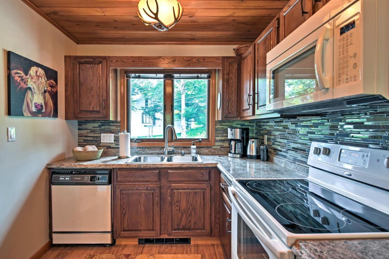 Beech Mountain Condo With Balcony, Walk To Resort! Екстериор снимка