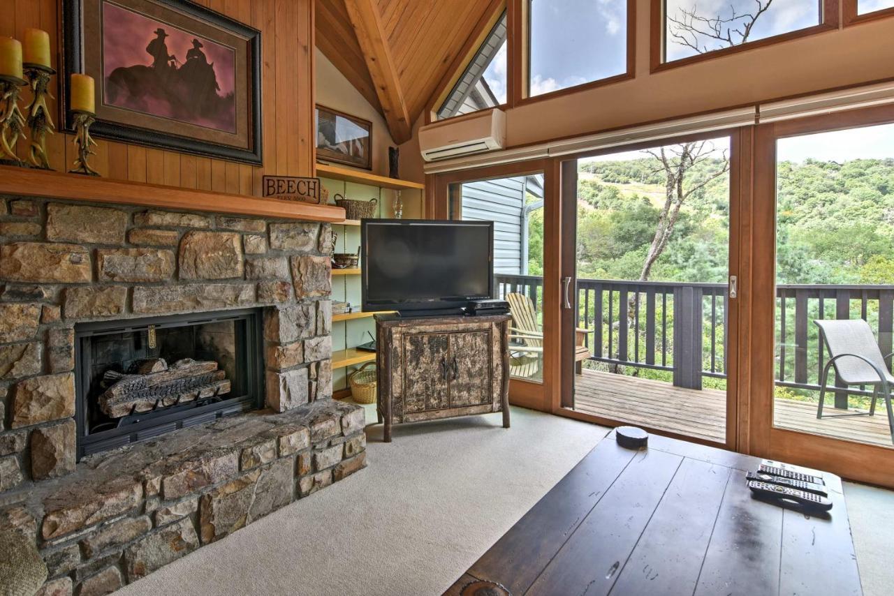 Beech Mountain Condo With Balcony, Walk To Resort! Екстериор снимка