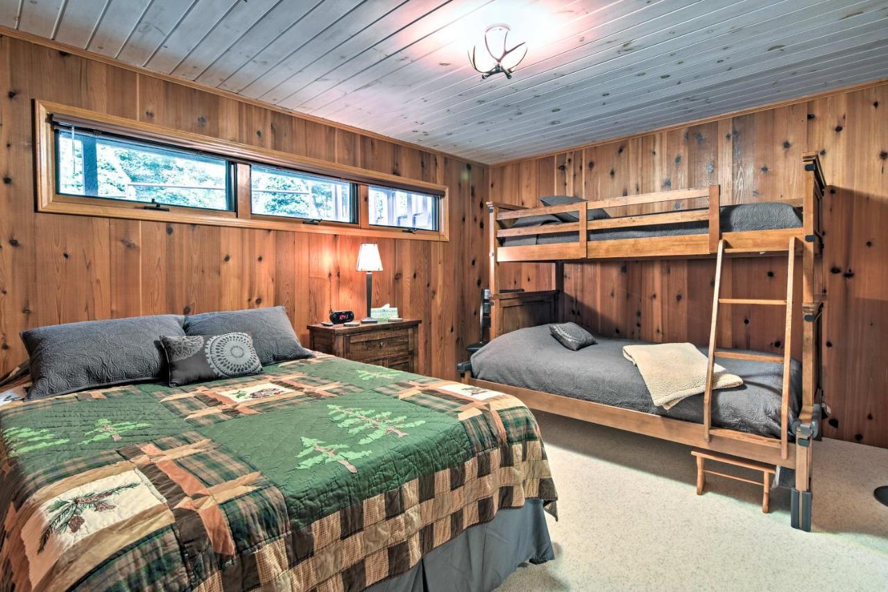 Beech Mountain Condo With Balcony, Walk To Resort! Екстериор снимка